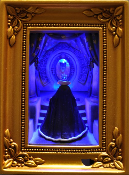Olszewski Disney Gallery of Light Snow White Evil Queen at the Mirror